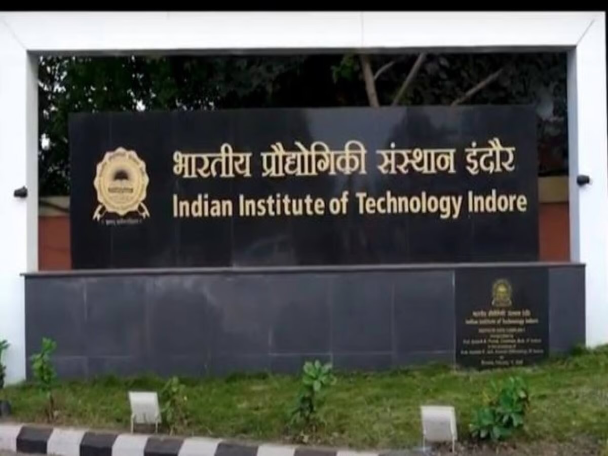 IIT Indore launches device for early detection of breast cancer